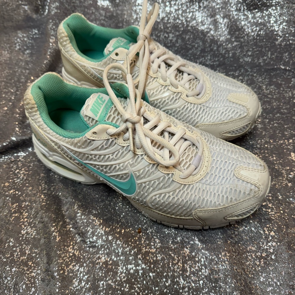 Nike Cream Sneakers with Teal Accents